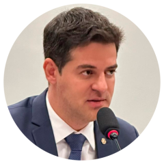 Dr. Ismael Alexandrino